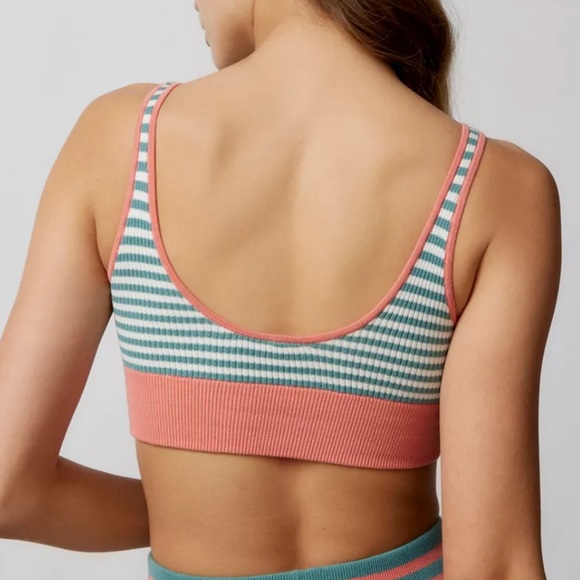 The Upside Sayulita Billy Knit Cropped Top - Picture 3 of 4